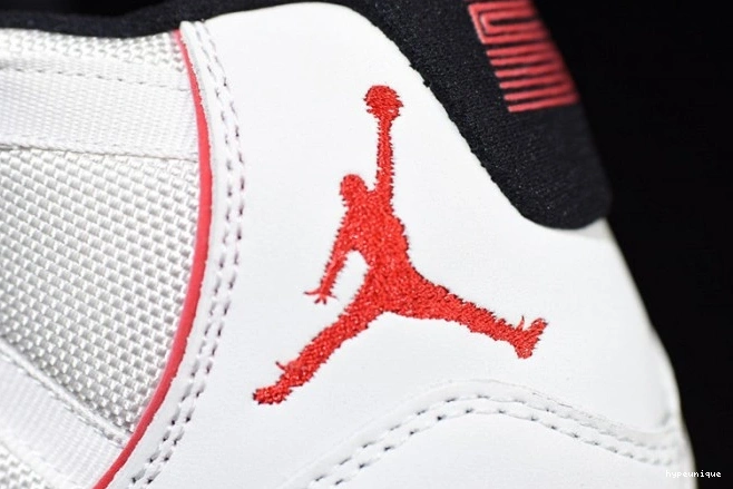 HYPE 378037-016 Retro Air Tint 11 Platinum Jordan 0728